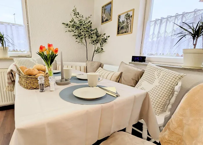 Orange 1og 1-4 Betten Zentral & Ruhig 3 Min Zur Tram Und * Kassel