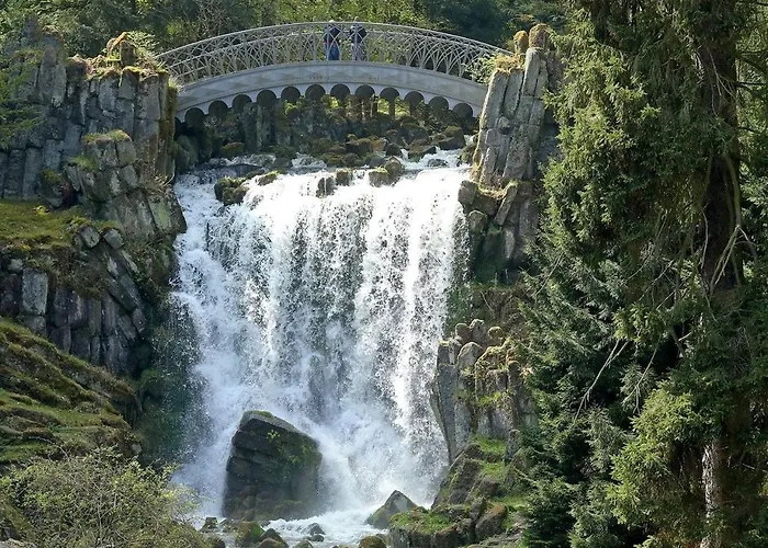 Orange 1og 1-4 Betten Zentral & Ruhig 3 Min Zur Tram Und * Kassel