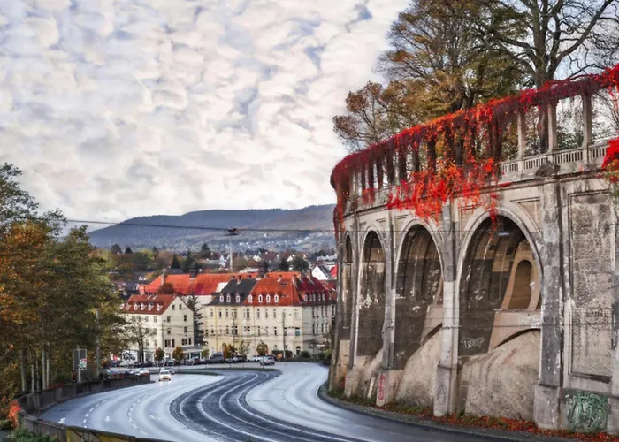 Apartment Orange 1og 1-4 Betten Zentral & Ruhig 3 Min Zur Tram Und