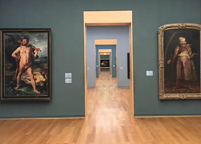 Orange 1og 1-4 Betten Zentral & Ruhig 3 Min Zur Tram Und Apartment *